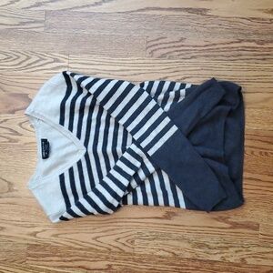 Lord & Taylor cashmire sweater